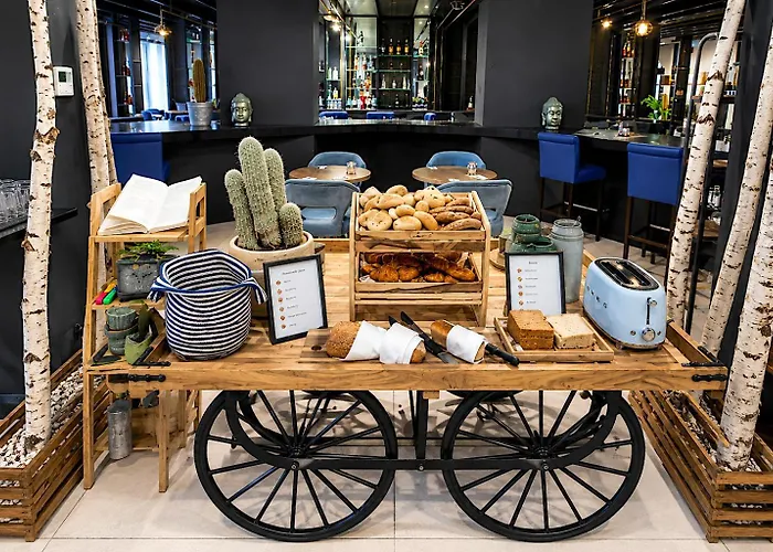 The Raphael Hotel, A Member Of Radisson Individuals Boutique Hotel *